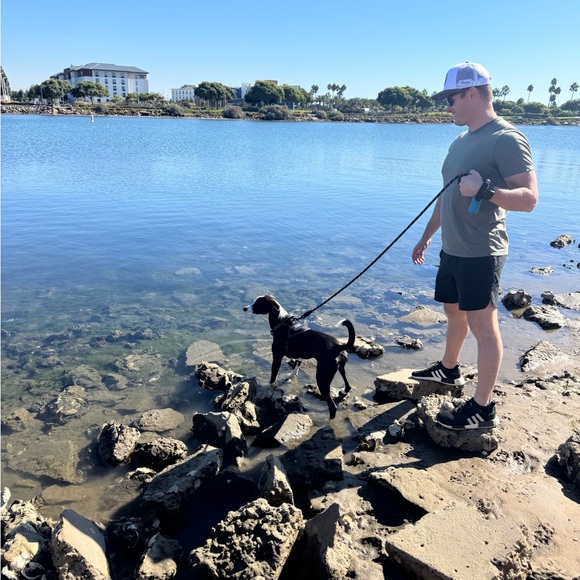 Meet Me 🤍 - Picture 2 of 3